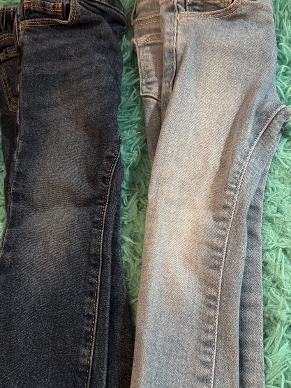 Toddler 2T Old Navy Jeans - Picture 4 of 5